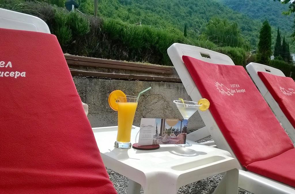 Hotel Dva Bisera Лагадин Екстериор снимка