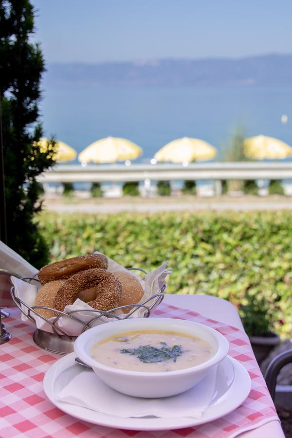 Hotel Dva Bisera Лагадин Екстериор снимка