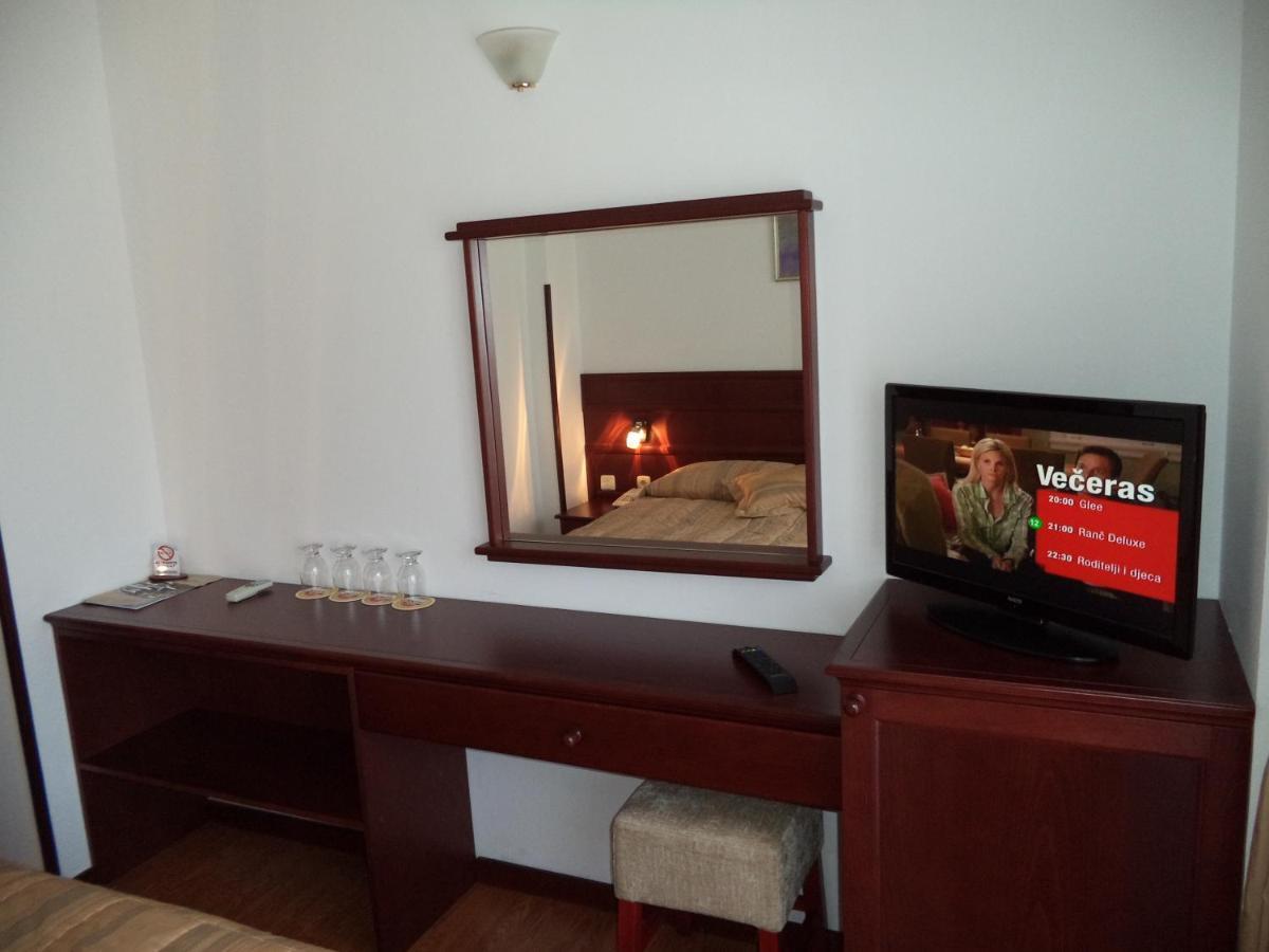Hotel Dva Bisera Лагадин Стая снимка