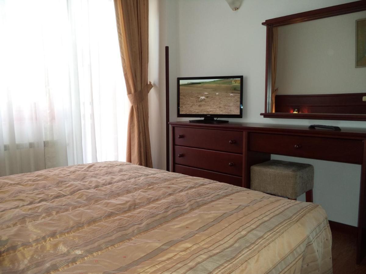 Hotel Dva Bisera Лагадин Стая снимка