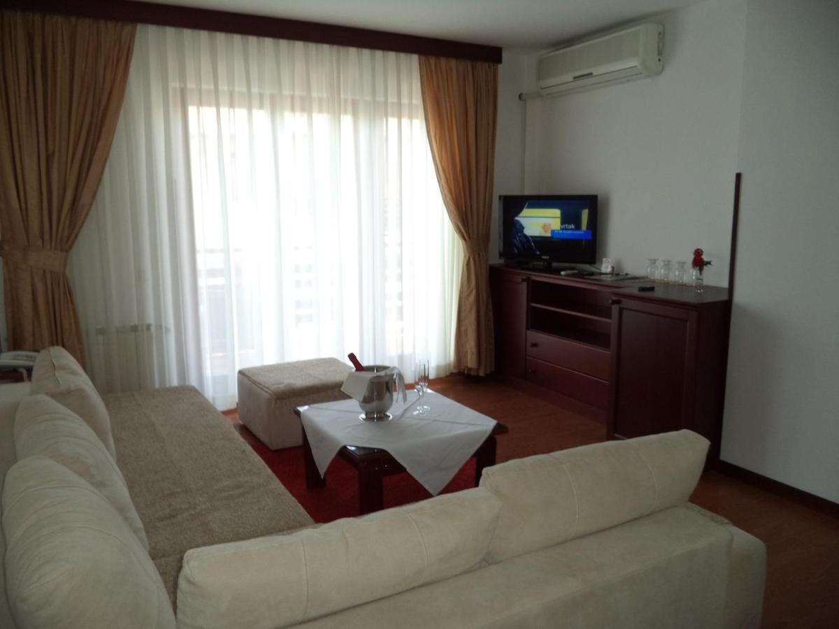 Hotel Dva Bisera Лагадин Стая снимка